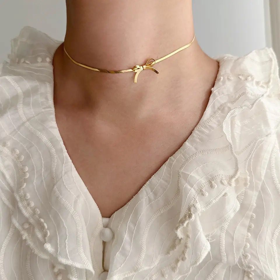Women's‌ Minimalist Bowknot Necklace - Trend Zone